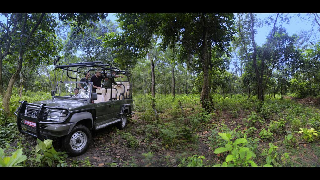 Barahi Jungle Lodge Meghauli Eksteriør bilde